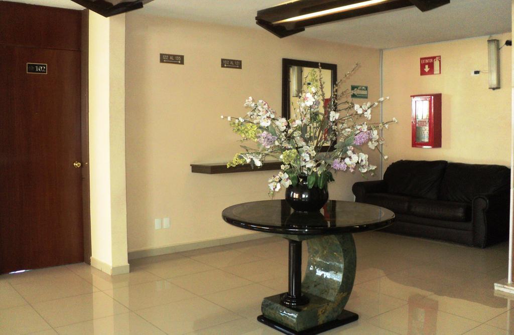 Hotel Mary Celaya  Bagian luar foto