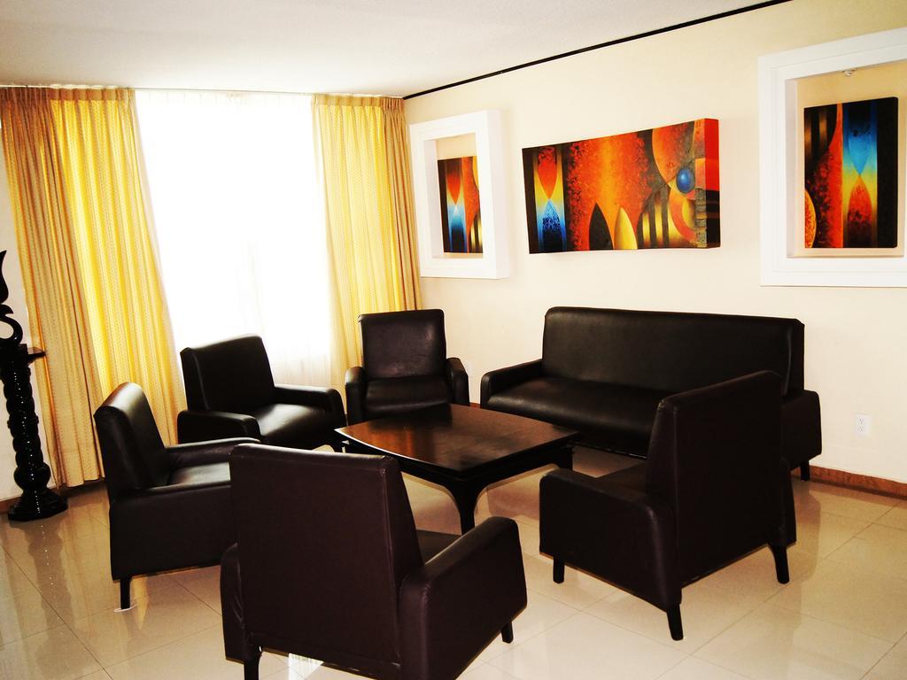 Hotel Mary Celaya  Bagian luar foto