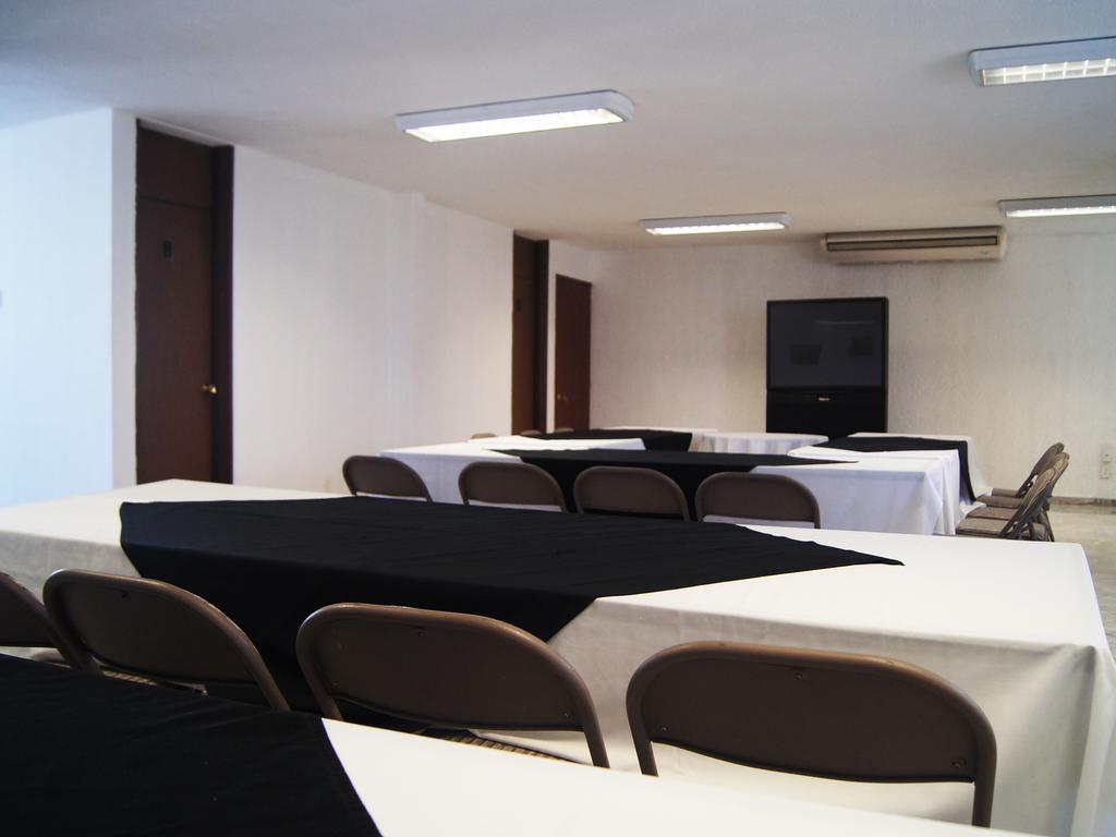 Hotel Mary Celaya  Bagian luar foto