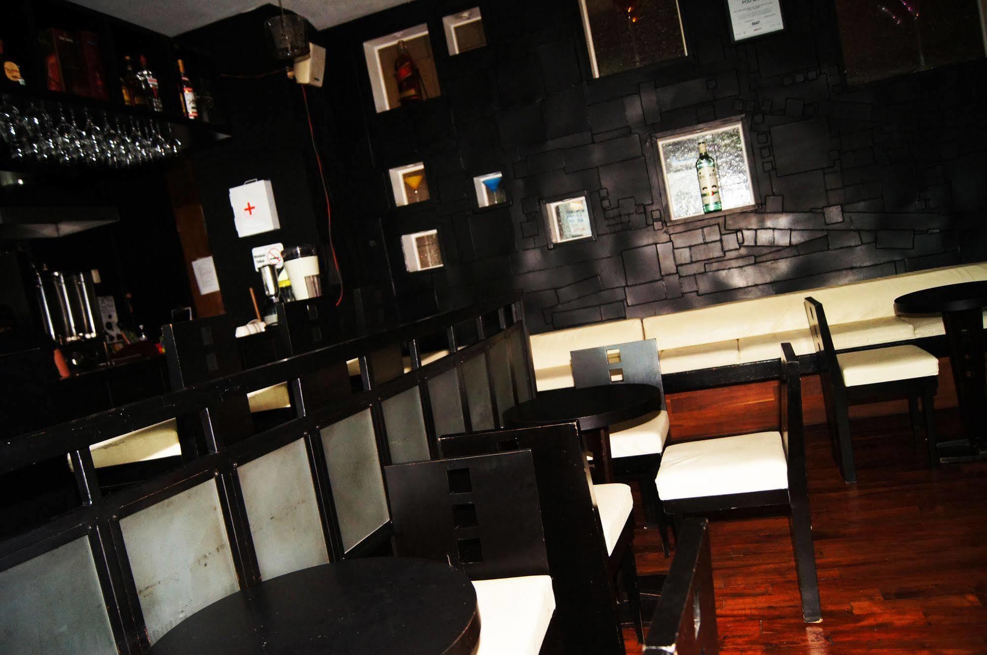 Hotel Mary Celaya  Bagian luar foto